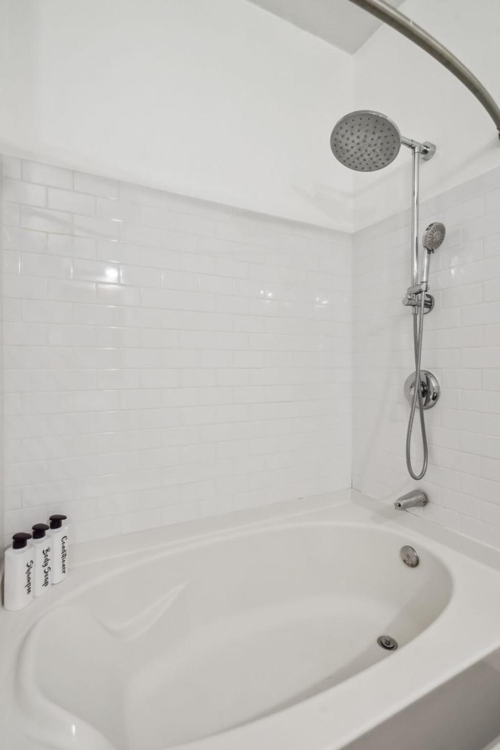 Cozysuites 2br Mill District With Pool, Gym # 01 * Minneapolis