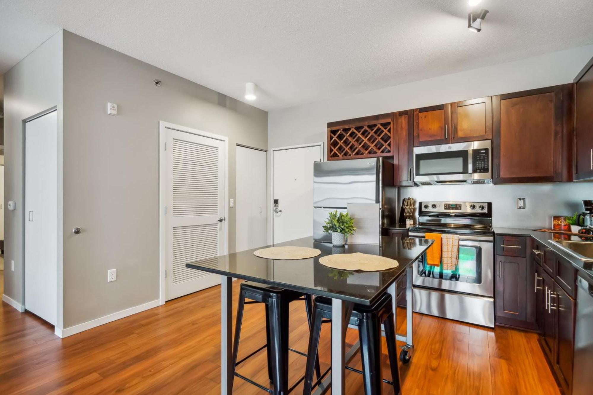 Appartamento Cozysuites 2br Mill District With Pool, Gym # 01