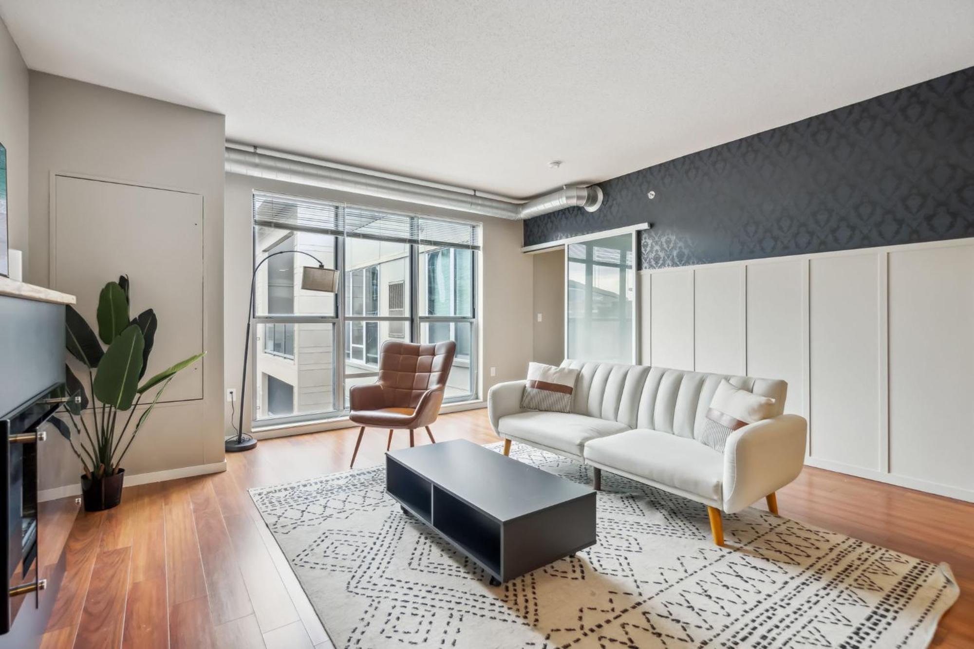 Cozysuites 2br Mill District With Pool, Gym # 01